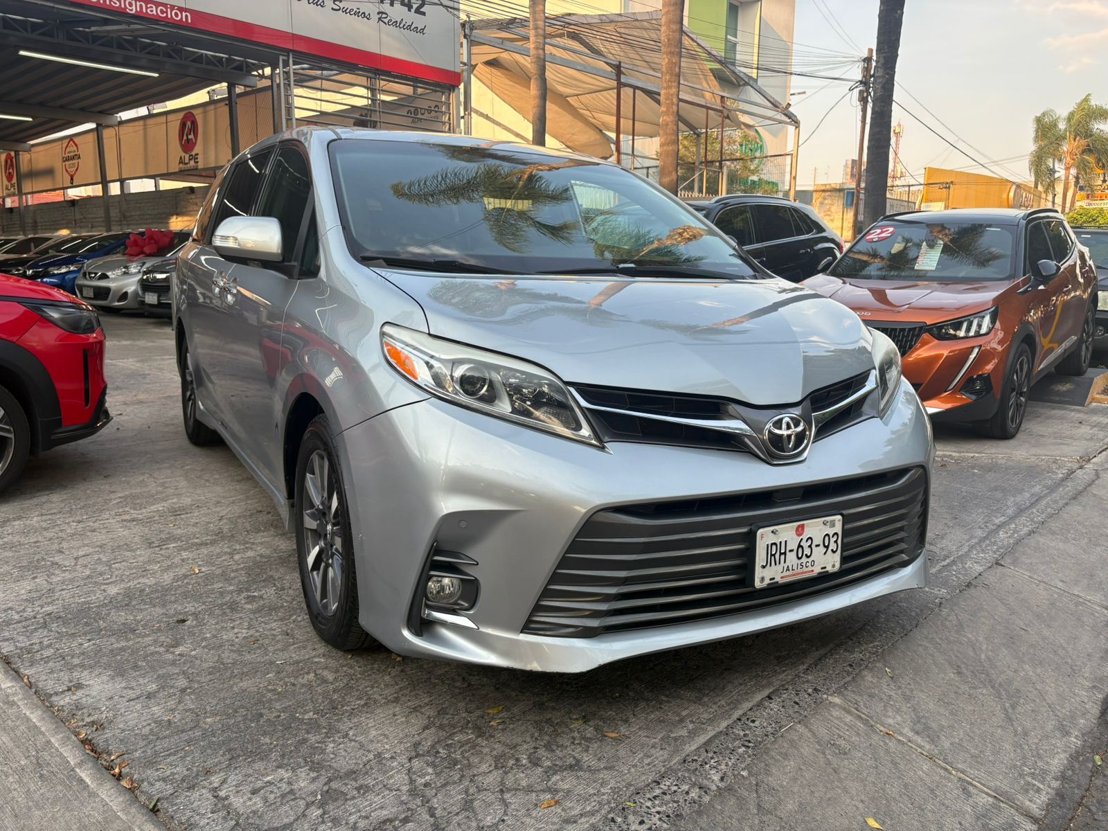 TOYOTA SIENNA 2019 en venta